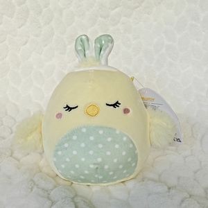 Aimee the Chick with Bunny Ears Easter Squishmallows 5 Inch BNWT